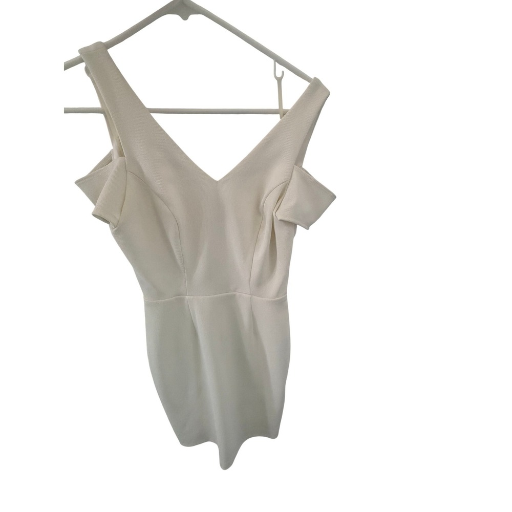 Speechless White Cold Shoulder V-Neck Mini Cocktail Dress Size 3 NWT Macy's